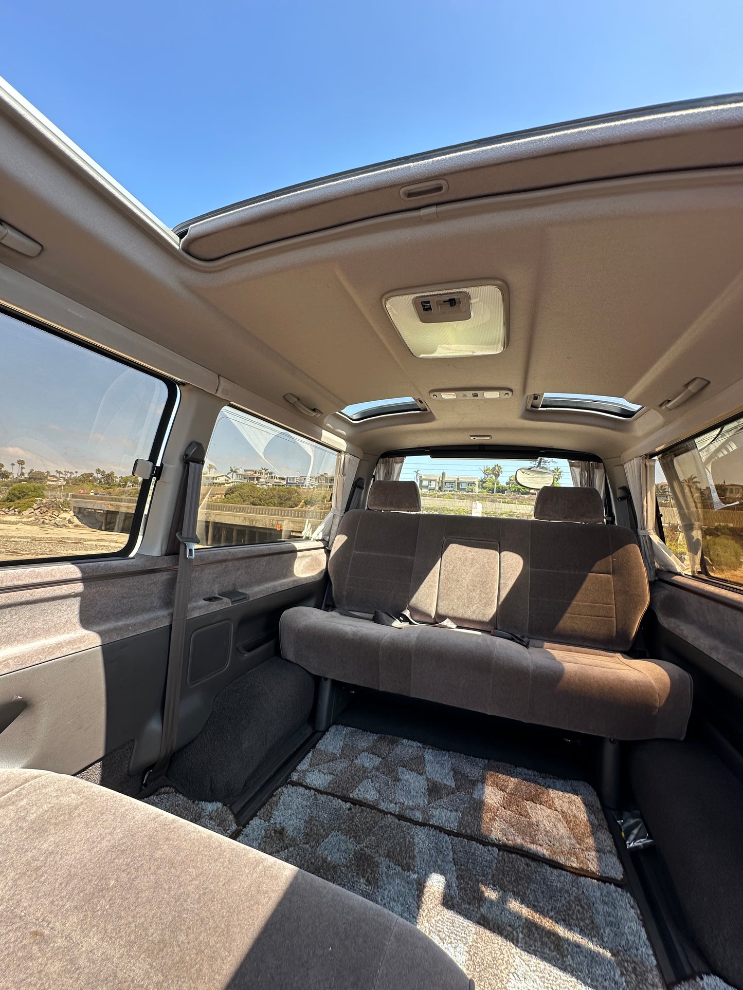 1999 Toyota Hiace - Living Saloon - 3.0 Turbo Diesel