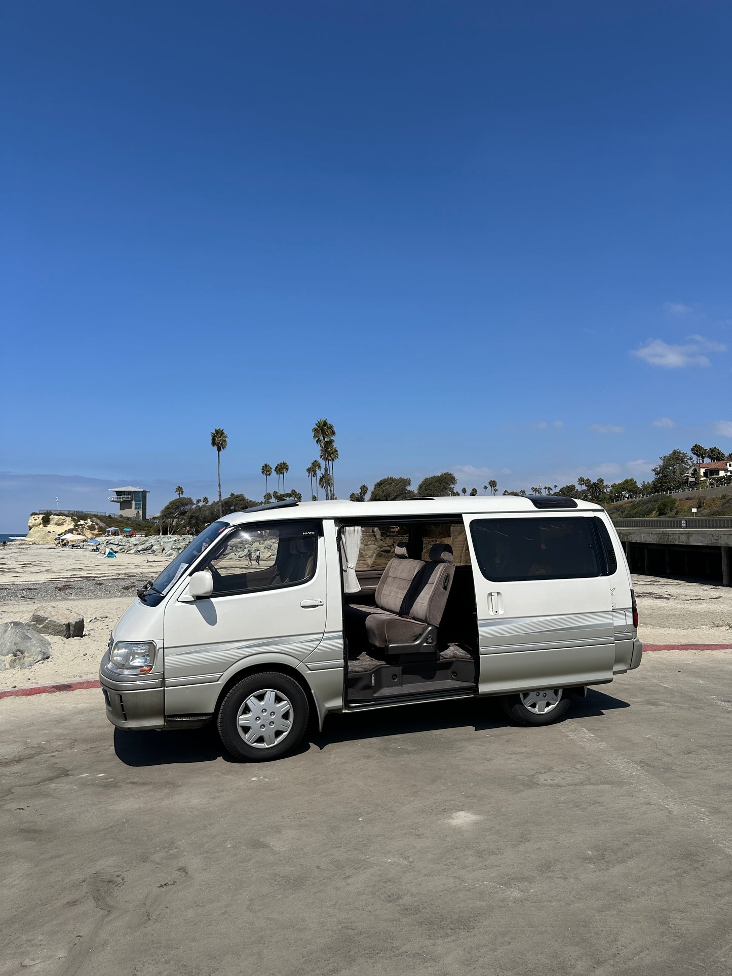1999 Toyota Hiace - Living Saloon - 3.0 Turbo Diesel