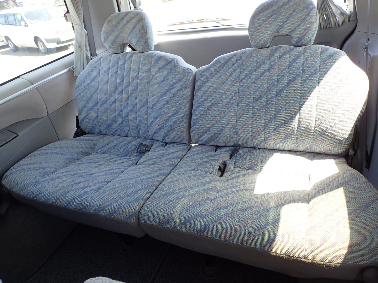 1998 Mitsubishi Delica XL 4X4
