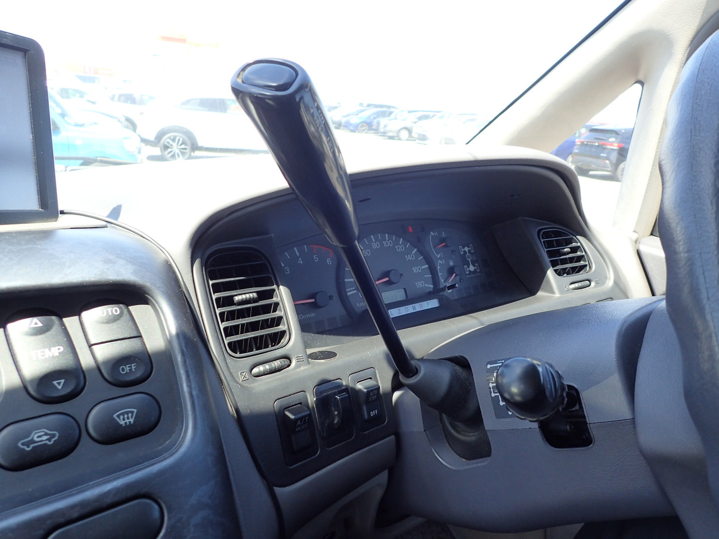 1998 Mitsubishi Delica XL 4X4