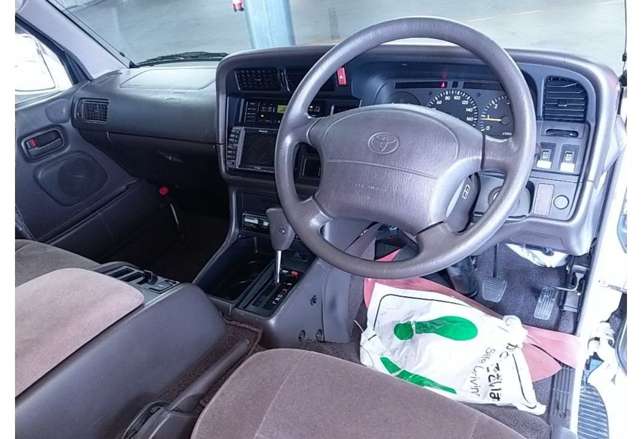 1997 Toyota Hiace Living Saloon - 3.0 Turbo Diesel