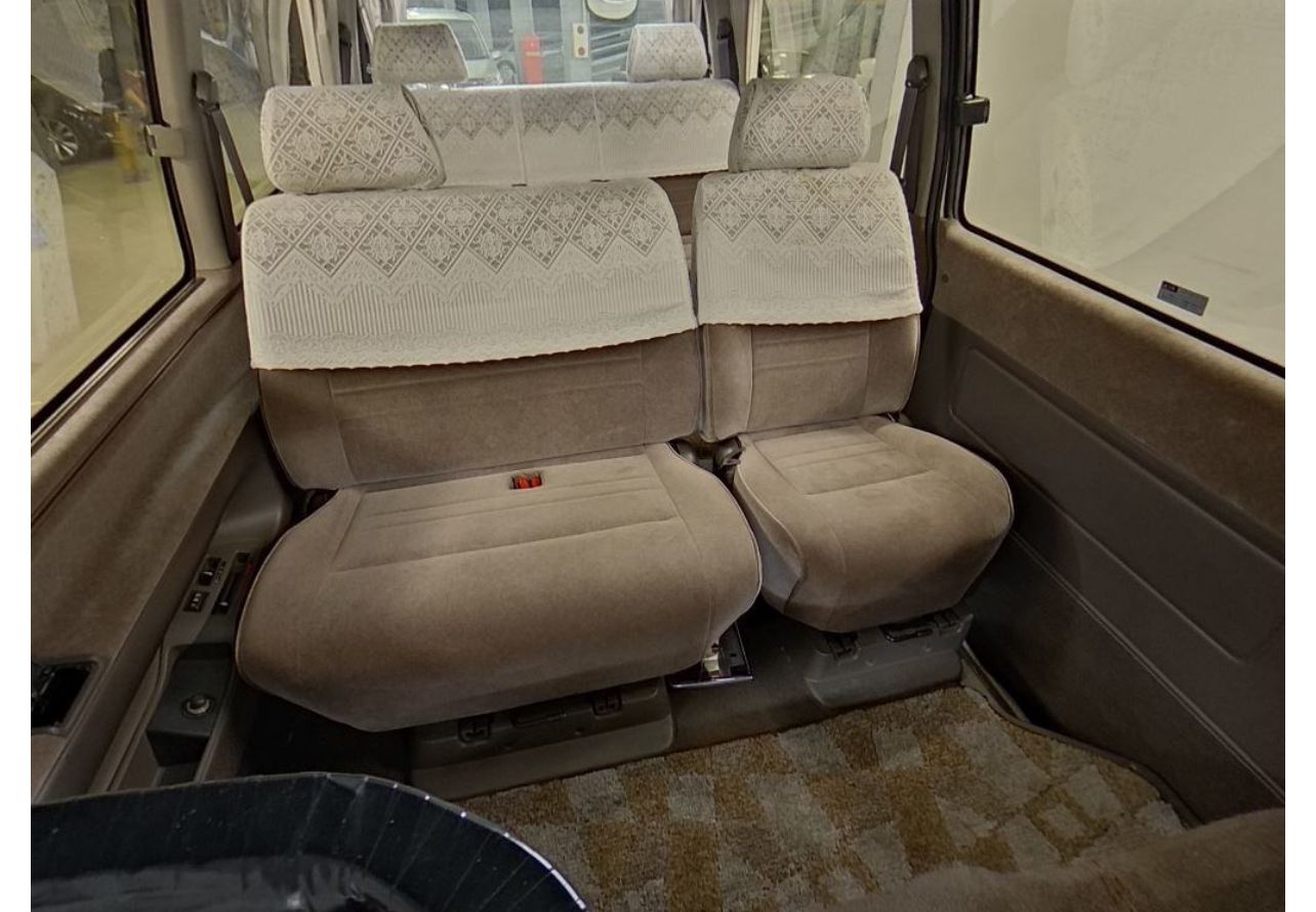 1999 Toyota Hiace Living Saloon - 3.0 Turbo Diesel