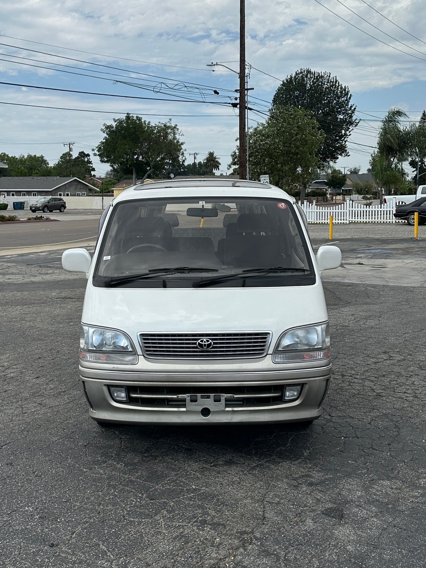 1999 Toyota Hiace Living Saloon - 3.0 Turbo Diesel