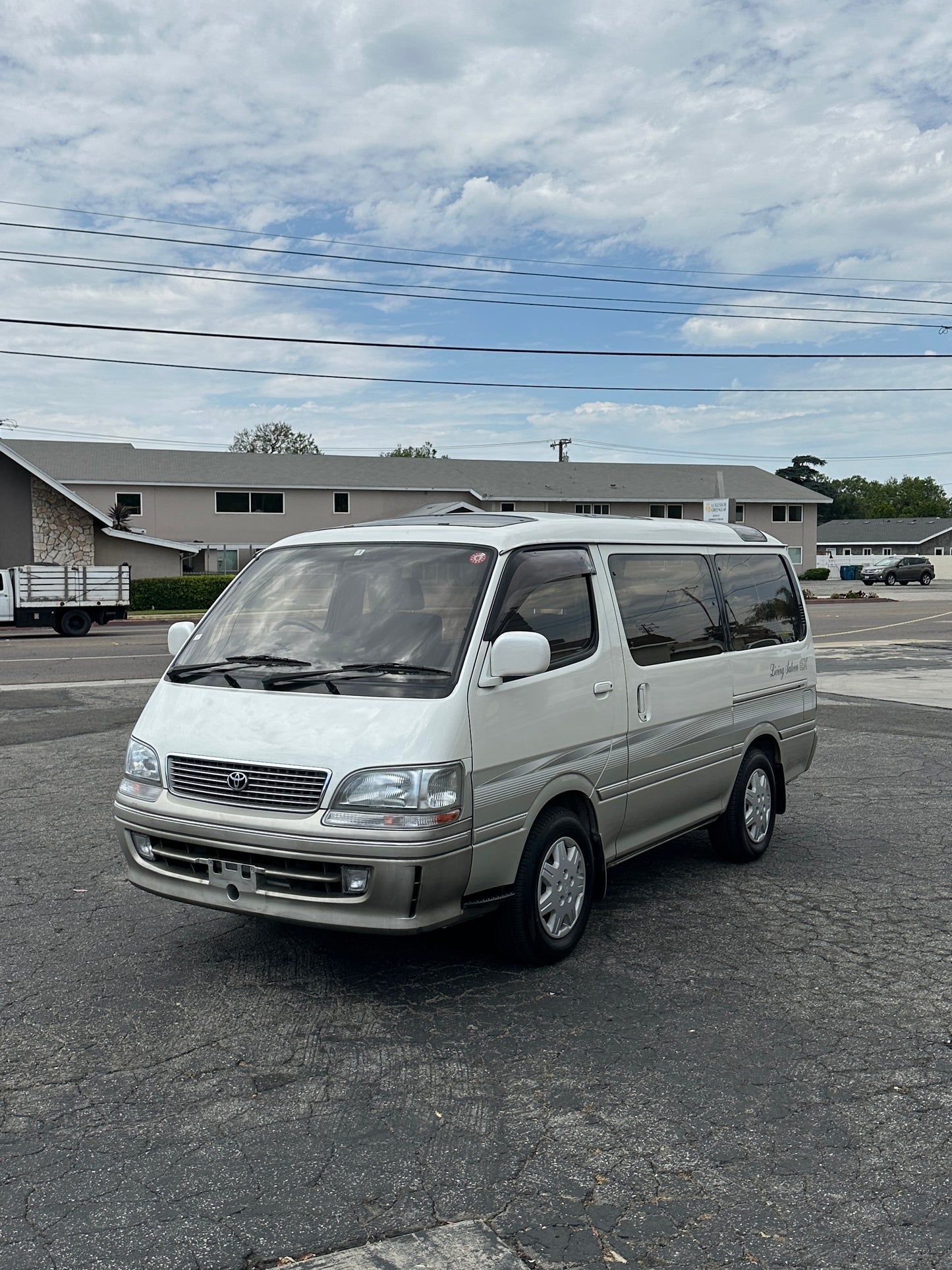 1999 Toyota Hiace Living Saloon - 3.0 Turbo Diesel