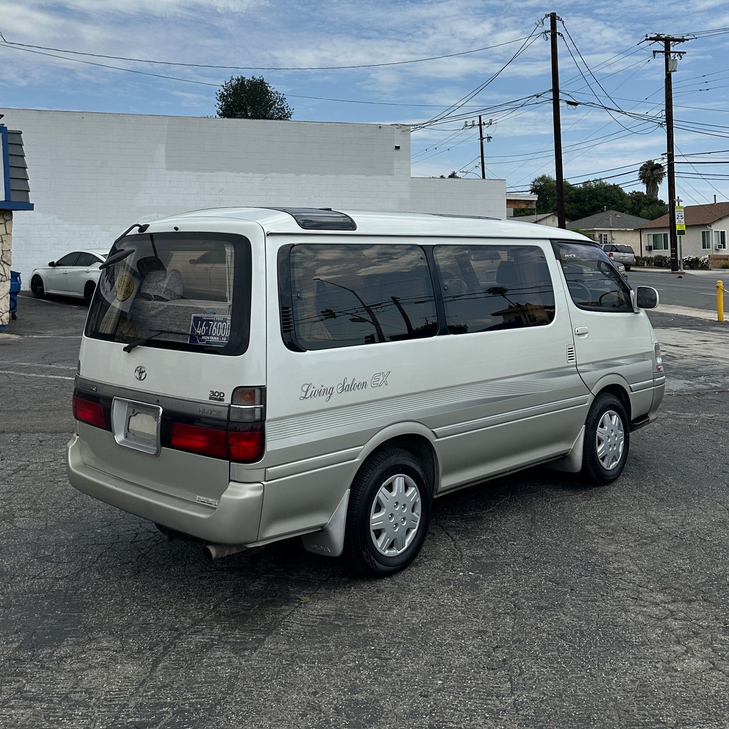 1999 Toyota Hiace Living Saloon - 3.0 Turbo Diesel