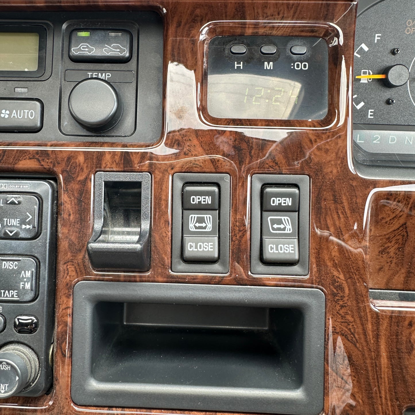 1999 Toyota Hiace Living Saloon - 3.0 Turbo Diesel