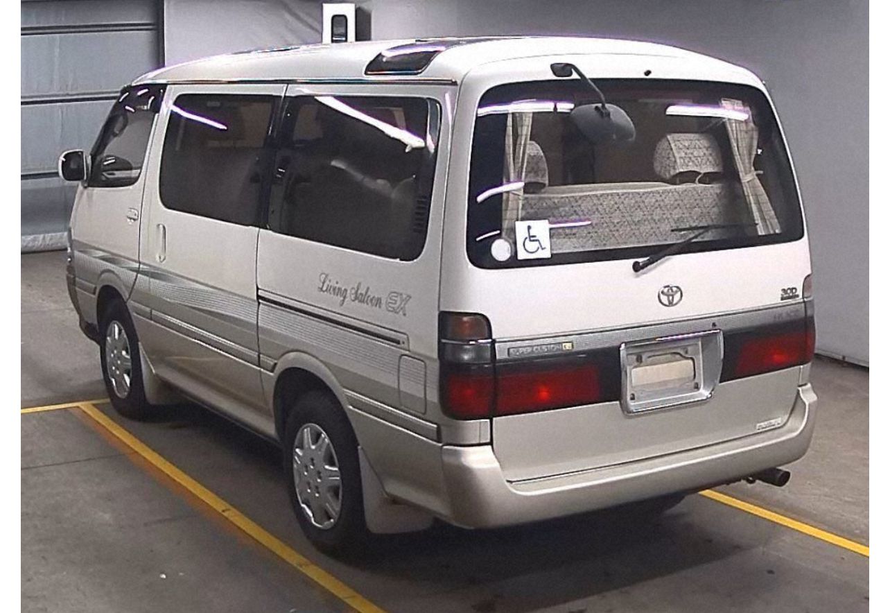 1999 Toyota Hiace Living Saloon - 3.0 Turbo Diesel